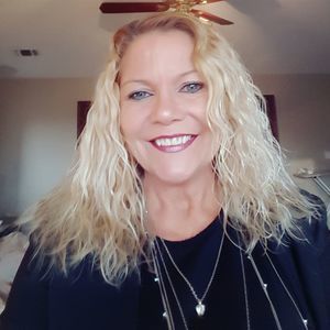 Meet your Posher, Cheryl